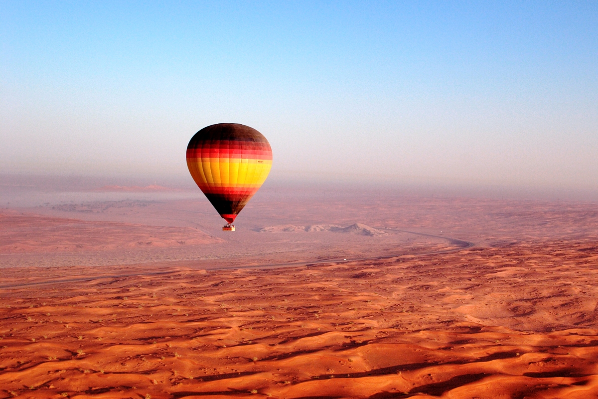 Balloon Ride over Dubai Desert